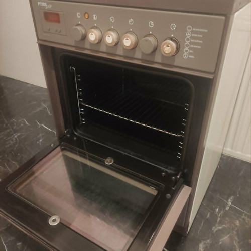 Pitsos electric oven with ceramic hobs used