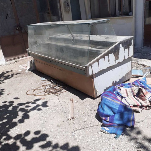 Deli Display Fridge used, without cooling pump