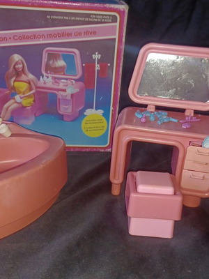 Barbie Bath and Beauty Center 1984 μεταχειρισμένο
