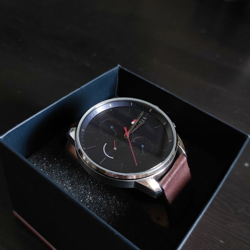 Tommy Hilfiger men's watch like new, blue and brown