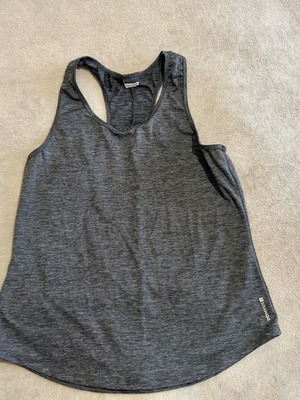 Μπλουζάκι γυναικείο αθλητικό γκρι σαν καινούργιο