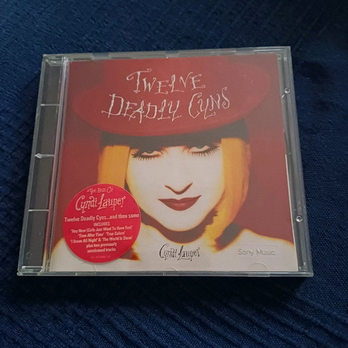The Best Of Cyndi Lauper CD album like new, pop