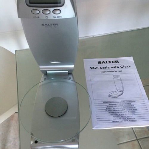 Kitchen scale new, wall-mountable