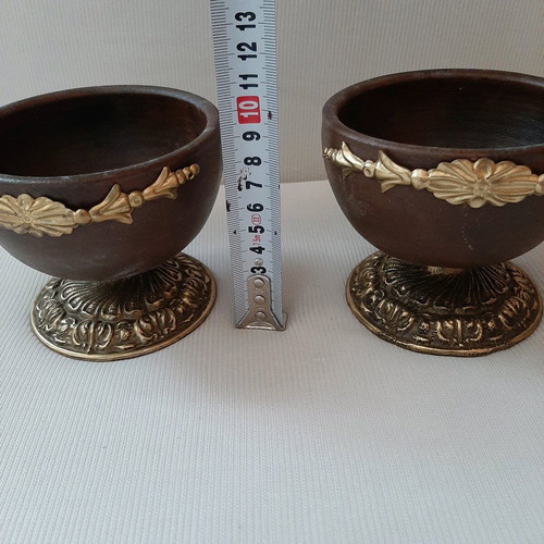 Wooden antique cups like new, decorated with bronze and copper, set of 2