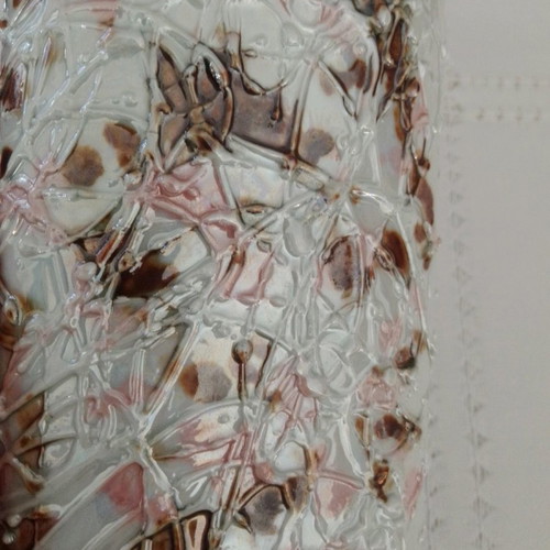 Decorative vase used porcelain with embossed modern pastel design