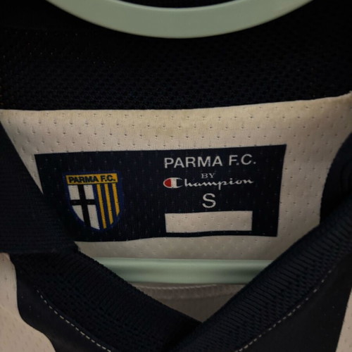 Parma 2000s jersey used, size Small