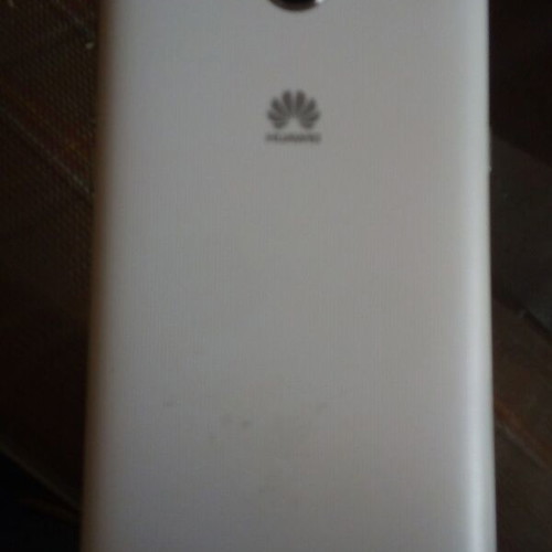 Huawei Y6-2017 (MYA-L11) smartphone used, like new