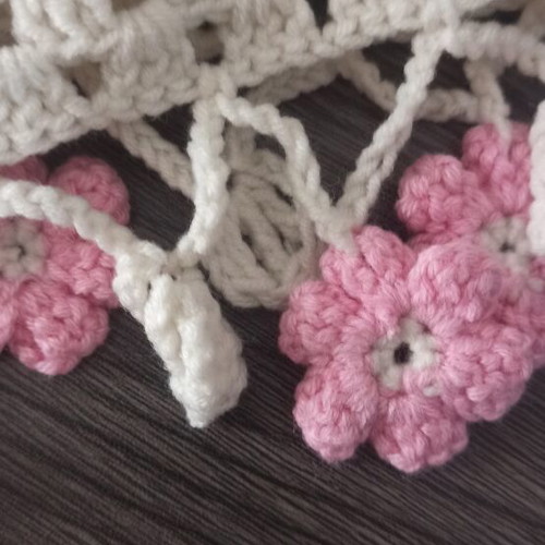 Handmade hair bandana, white and pink