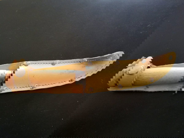 Vintage MORA FROSTS μαχαίρι σε δερμάτινη θήκη. sp!