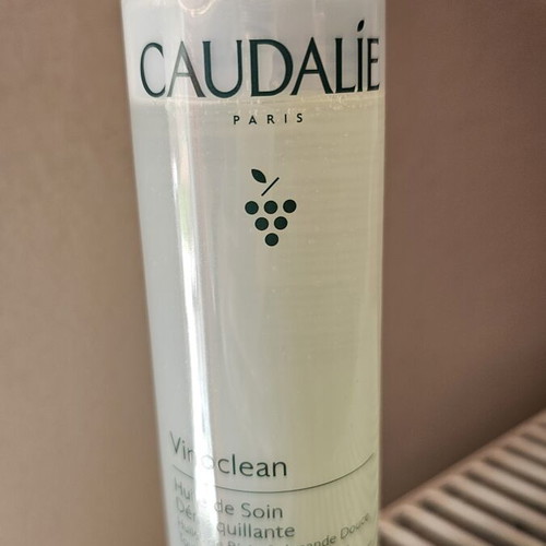Caudalie Vinoclean Cleansing Oil 150ml like new