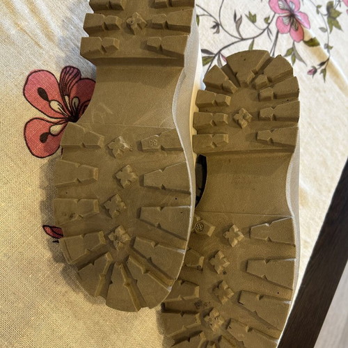 Mix Feel women's textile sneakers like new, beige with thick sole