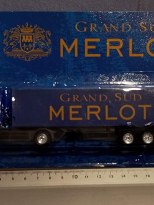 Рекламен камион Gran Sud Merlot мащаб H0 като нов