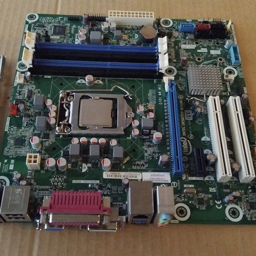 Intel Desktop Board DB75EN motherboard like new, Socket LGA1155