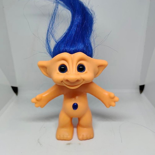 Retro Efxoulis Troll figure with blue hair and diamond, like new