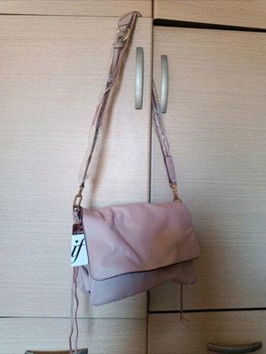 Axel shoulder bag new, pink