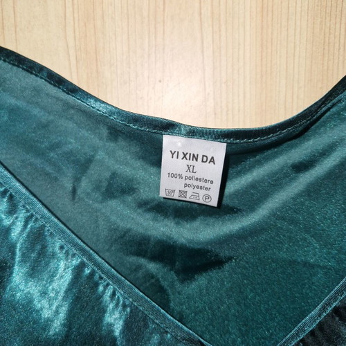 Nightgown like new, size XL, turquoise with adjustable straps