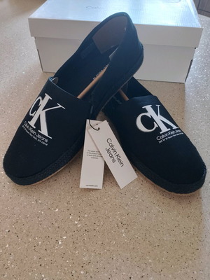 Calvin Klein men's espadrilles new, size 44, black
