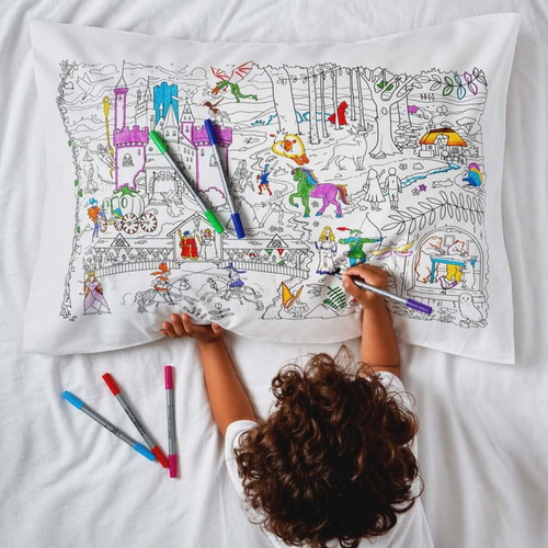 Color-Recolor pillowcase new with set of 10 markers for creative activity