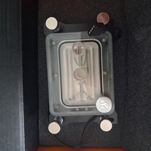 EK-Supremacy sTR4 Nickel Threadripper CPU block RGB