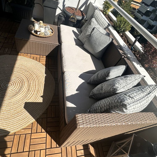 Ikea garden sofa with table and cushions like new