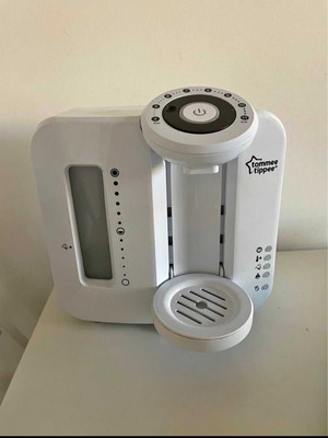 Ηλεκτρική συσκευή Tommee Tippee για παρασκευή γάλακτος, σαν καινούργια