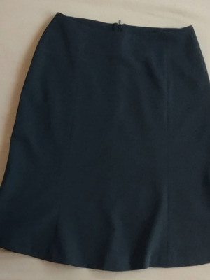 Lipsy London black skirt knee-length like new, size Large
