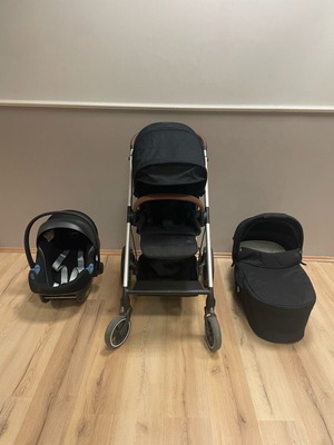Cybex Balios S Lux 3 in 1 stroller like new with seat and carrycot
