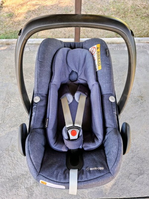 Maxi-Cosi Pebble Plus car seat like new