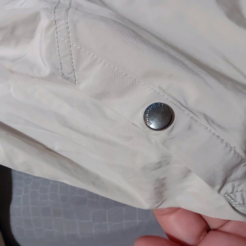 Burberry spring jacket like new unisex 3 years old