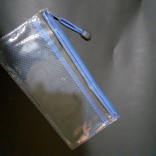 Transparent case and cosmetic bag like new