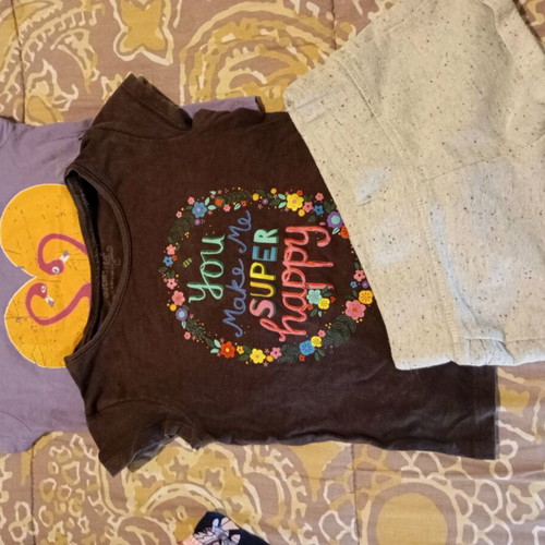 Summer clothes set for 2-year-old girl like new