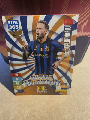 Panini FIFA 365 ποδοσφαιρική κάρτα Hakan Çalhanoğlu Ultra Magician 2026/2027