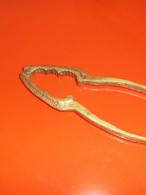 Bronze nutcracker - lobster cracker used, 17 cm length