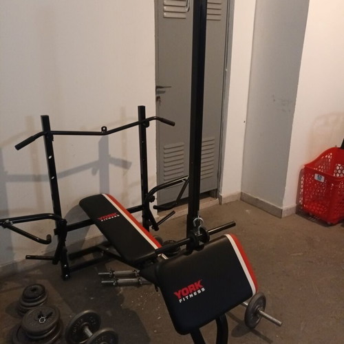 York Warrior Ultimate Multi Bench 45065 new with pulley
