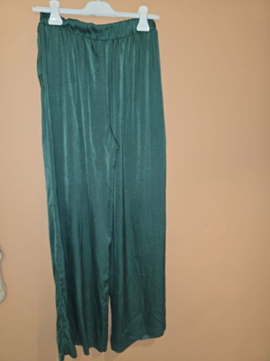 Moutaki satin pants size L like new, emerald green
