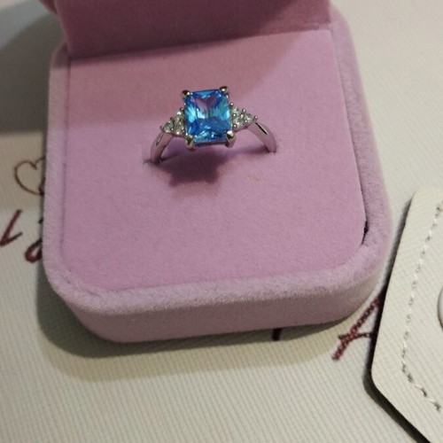 Silver ring new with blue zircon stone, size 54 or 6
