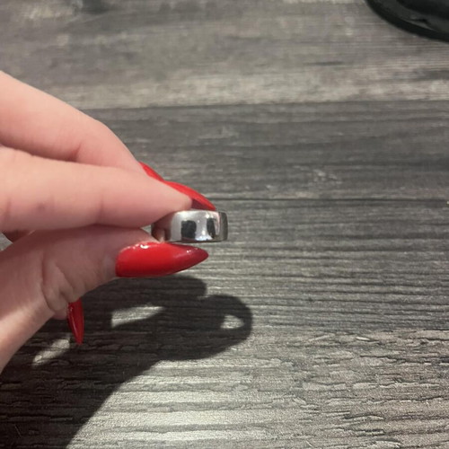 Silver ring like new in excellent condition