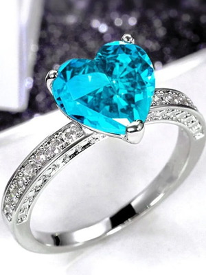 Heart Ring with Blue Stone and Zirconia Elegant Design new
