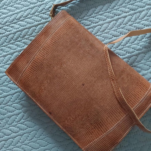 Vintage leather shoulder bag used