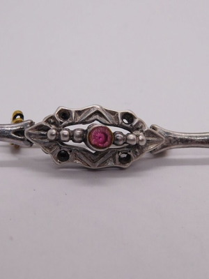 Silver brooch 925 with pink tourmaline