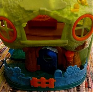 Vintage  toy playset my take along tree house bear family furniture  2002