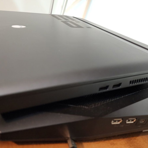 Dell Alienware Area 51m Gaming Laptop like new, Intel Core i9, RTX 2080