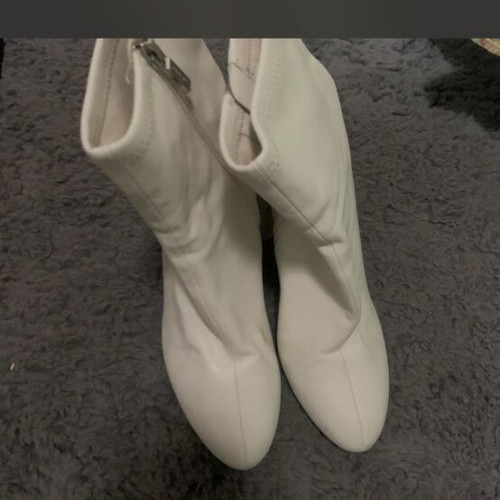 Aldo boots white leather ankle block heel like new