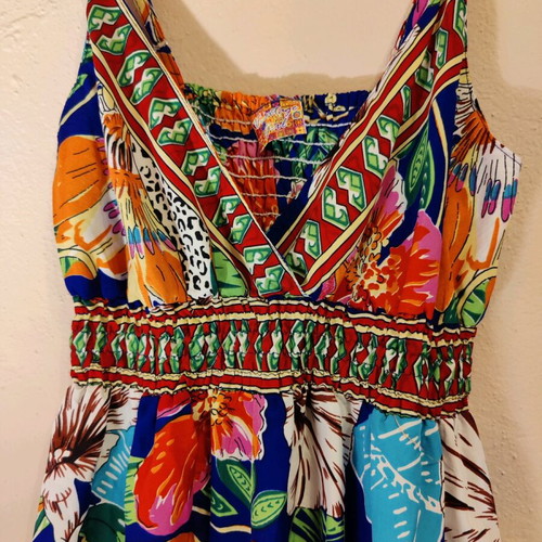 Floral dress one size new with straps in A-line