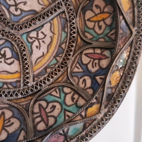 Mid Century Moroccan Ceramic Bowl with Silver Moorish Filigree from Fez 22cm used