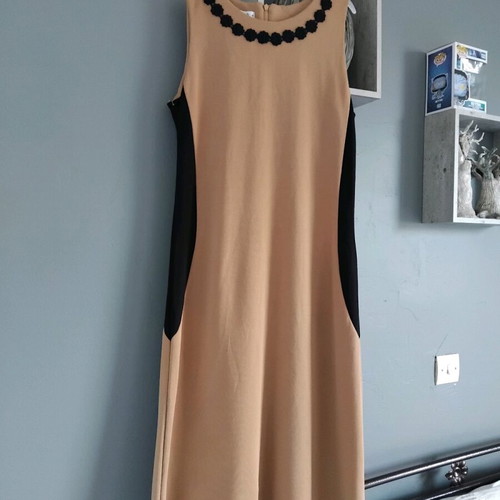 Derpouli beige dress like new, size L