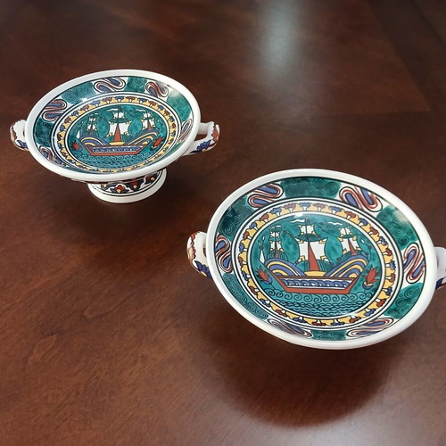Handmade collectible ceramic bowls from Rhodes by D. Vassilopoulos, like new, set of 2