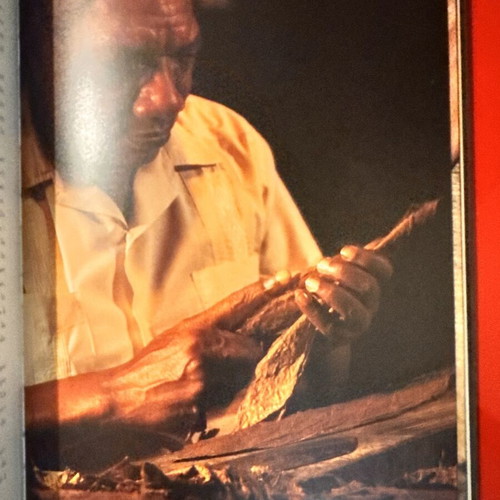 Havane Cigars de Légende Assouline coffee table book like new, French