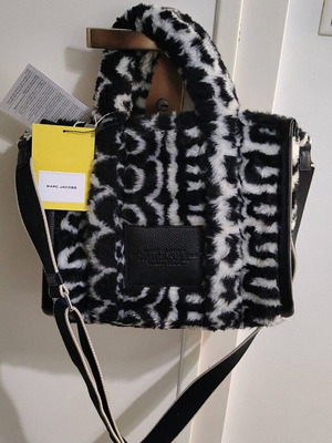 Τσάντα χιαστί Marc Jacobs καινούργια, μαύρη 32x26