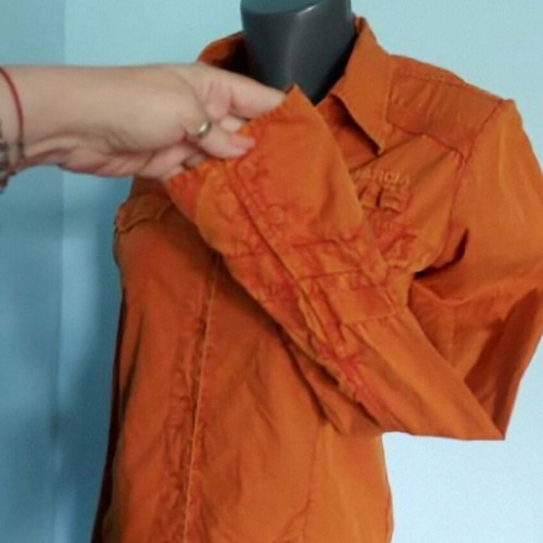 Garcia women's shirt like new with color changing effect, M/L